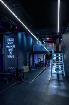 Preview: GRAZIA 10, Aufbauprofil, LED, standard, gerillt, 2 m, schwarz