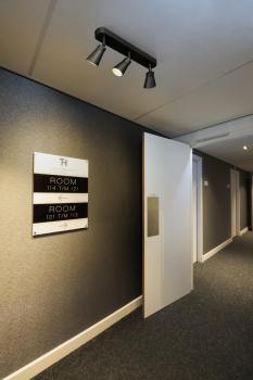 Preview: AVO, Indoor Wand- und Deckenaufbauleuchte, QPAR51, schwarz, max. 50 W