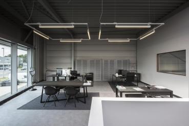 SIGHT TRACK, für Hochvolt-Stromschienen 3Phasen, LED, 3000 K, silbergrau, inkl. 3 Phasen-Adapter