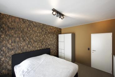 KALU, Indoor Wand- und Deckenaufbauleuchte, quad, QPAR111, schwarz, 4x75 W