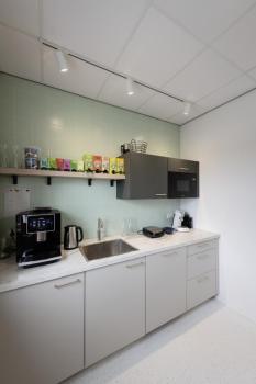 Preview: ENOLA B TRACK, QPAR51, weiß, 50 W, inkl. 1P.-Adapter