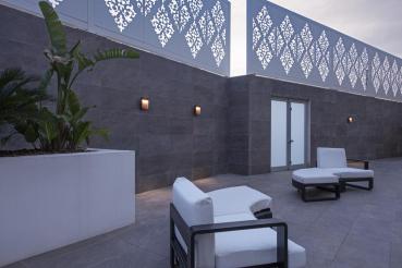 FLATT SENSOR, Outdoor LED Wandaufbauleuchte, 3000/4000 K, IP54, anthrazit/braun