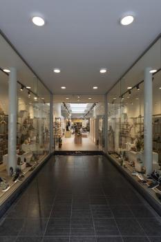 Preview: SENSER 24, Indoor LED Deckenaufbauleuchte rund weiß 3000 K