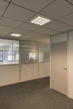 PAVANO 600x600, Indoor LED Deckeneinbauleuchte weiß 3000 K UGR <19