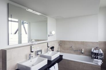 Preview: GLENOS® 60, Indoor LED Spiegelleuchte grau CCT switch 3000/4000 K