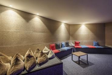 Preview: NUMINOS® DL M, Indoor LED Deckeneinbauleuchte weiß/weiß 3000 K 55°