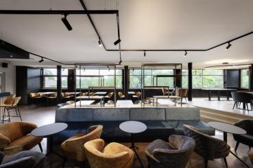 NUMINOS® S 3Ph., PHASE, 3~ Spot, zylindrisch, 3000 K, 8 Watt, Phasenabschnitt, 36°, matt schwarz