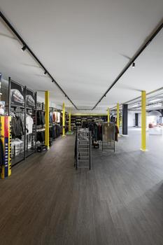 NUMINOS® S 3Ph., PHASE, 3~ Spot, zylindrisch, 4000 K, 8 Watt, Phasenabschnitt, 24°, matt schwarz