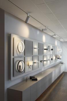 Preview: NUMINOS® M 3Ph., PHASE, 3~ Spot, zylindrisch, 2700 K, 14 Watt, Phasenabschnitt, 24°, matt weiß / matt schwarz