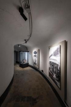 Preview: NUMINOS® M CL, PHASE, Deckenaufbauleuchte, 3000 K, 14 Watt, Phasenabschnitt, 36°, matt schwarz