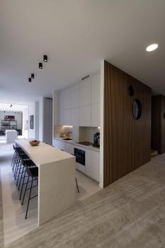 Preview: NUMINOS® M CL, PHASE, Deckenaufbauleuchte, 3000 K, 14 Watt, Phasenabschnitt, 24°, matt schwarz