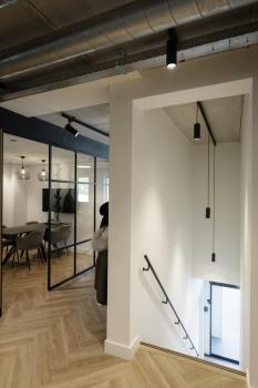 NUMINOS® M PD, PHASE, Pendelleuchte, Pendellänge 250 cm, 3000 K, 14 Watt, 36°, Phasenabschnitt, matt schwarz