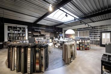 NUMINOS® S 3Ph., DALI, 3~ Spot, zylindrisch, 3000 K, 7,8 Watt, DALI, 36°, matt schwarz