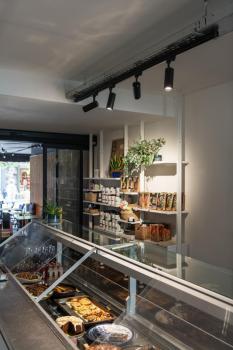 NUMINOS® S 3Ph., DALI, 3~ Spot, zylindrisch, 3000 K, 7,8 Watt, DALI, 36°, matt schwarz