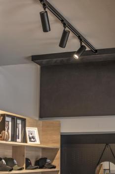 NUMINOS® S 3Ph., DALI, 3~ Spot, zylindrisch, 3000 K, 7,8 Watt, DALI, 60°, matt schwarz