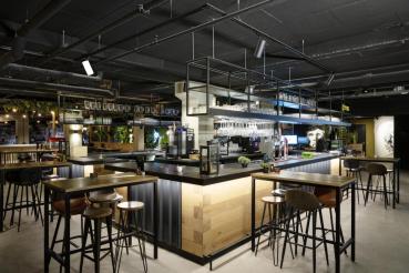 NUMINOS® M 3Ph., DALI, 3~ Spot, zylindrisch, 3000 K, 13 Watt, DALI, 24°, matt schwarz