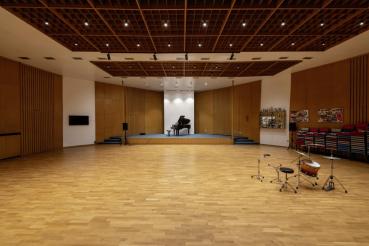 NUMINOS® L 3Ph., DALI, 3~ Spot, zylindrisch, 3000 K, 19 Watt, DALI, 36°, matt schwarz