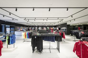 NUMINOS® L 3Ph., DALI, 3~ Spot, zylindrisch, 4000 K, 19 Watt, DALI, 36°, matt schwarz