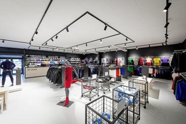 NUMINOS® L 3Ph., DALI, 3~ Spot, zylindrisch, 4000 K, 19 Watt, DALI, 36°, matt schwarz