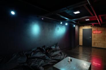 SENSER 24, Indoor LED Wand- und Deckenaufbauleuchte eckig weiß 4000 K