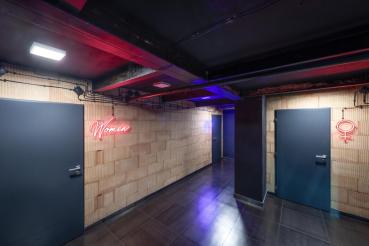 SENSER 24, Indoor LED Wand- und Deckenaufbauleuchte eckig weiß 4000 K