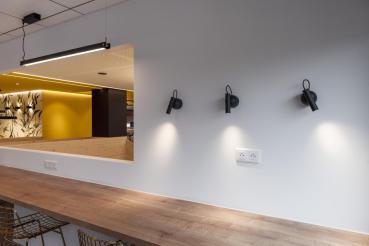 KARPO MAGN, Indoor LED Wandaufbauleuchte schwarz 3000 K