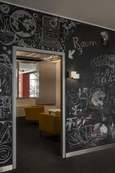 PLASTRA, Indoor Wandaufbauleuchte QT14 weiß