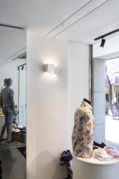 PLASTRA, Indoor Wandaufbauleuchte QT14 weiß