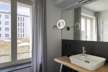 MAGANDA, Indoor LED Wandaufbauleuchte chrom CCT switch 2700/3000/4000 K