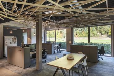 Preview: ST58 E27, LED Leuchtmittel transparent 7,5 W 2700 K CRI 90 320°