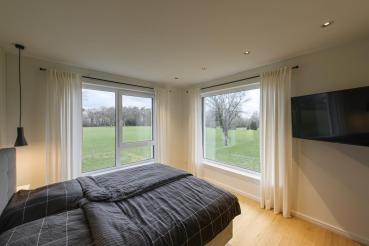 Preview: NUMINOS MOVE S, Deckeneinbauleuchte weiß / schwarz 2700 K 40°