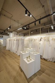 NUMINOS® XL 3Ph., DALI, 3~ Spot, zylindrisch, 4000 K, 27 Watt, DALI, 36°, matt schwarz