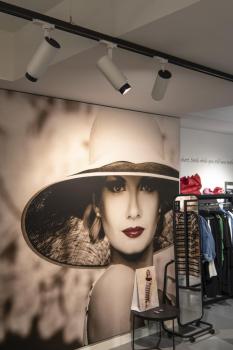 NUMINOS ZOOM M, 3 Phasen Spot weiß 20 W 3000 K 15-60°