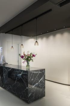 PARA CONE GL, Pendelleuchte schwarz / transparent