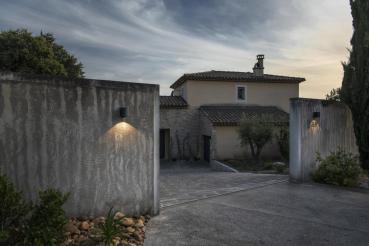 ENOLA OCULUS WL, single Wandaufbauleuchte anthrazit 11 W 1000/1100 lm 3000/4000 K CRI 90 100°