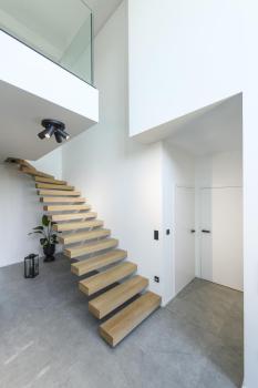 ASTO TUBE, Deckenaufbauleuchte, zylindrisch, max. 4x10 W, schwarz