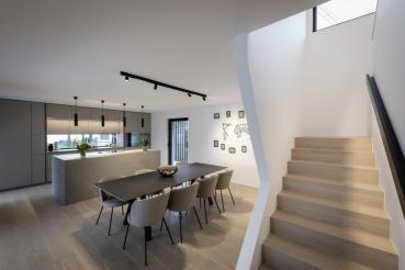 IN-LINE 22 48V TRACK, opal, DALI, Spot, schwarz / schwarz, 7.3 W, 570 lm, 3000 K, CRI 90, 95°