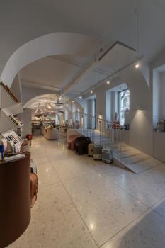 NOBLO® SPOT, 3~ Spot, rund, 2000-3000 K, 8.4 W, Dim-to-Warm, Phasenabschnitt, 36°, weiß