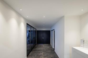 NEW TRIA® UNIVERSAL 68, Deckeneinbauleuchte, 2500/3000/4000 K, 38°, IP 20 / IP 65, rund, weiß