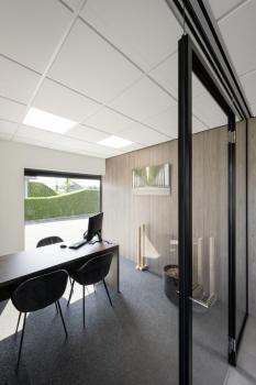 PANEL V 625, 34 W 830/840 UGR 