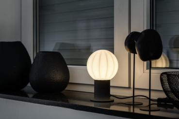 VARYT, Tischleuchte, E14, IP20, schwarz