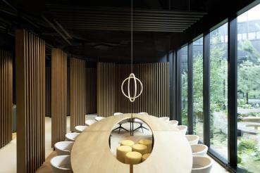 ONE VERTICAL PD, Pendelleuchte, 180 cm, 2700/3000 K, PHASE, weiß