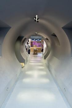 Preview: PURI 2.0 Basic, Wand- und Deckenaufbauleuchte, long, 4 x max. 6 W GU10, schwarz