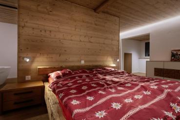 Preview: PURI 2.0 Tube, Wand- und Deckenaufbauleuchte, Schalter, rechteckig, 1x max. 6 W GU10, grau