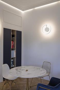 ONE, Wand- und Deckenaufbauleuchte, rund, 2700/3000 K, 14 W, DALI, Touch, 130°, weiß