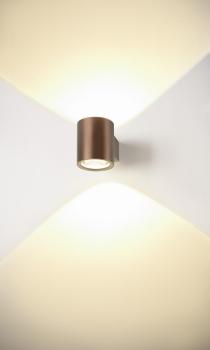 OCULUS, Wandaufbauleuchte, rund, 2000-3000 K, 15 W, Dim-to-Warm, PHASE, 100°, dunkel kupfer