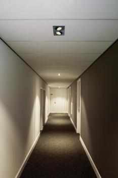 Preview: NEW TRIA 155, Einbauleuchte, zweiflammig, LED, 2700 K, rechteckig, schwarz matt, 38°, 15 W, inkl. Treiber, Clipfedern