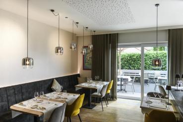 Preview: DECKENROSETTE FITU, 1er Rosette, rund, schwarz, inkl. Zugentlastung