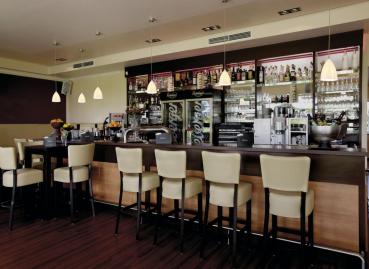 Preview: TONGA®, Pendelleuchte, A60, rund, weiß, Keramikschirm, silbergraue Deckenrosette, max. 60 W