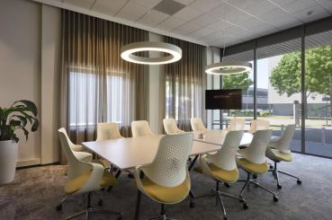 Preview: MEDO RING 90, Pendelleuchte, LED, weiß, Ø 90 cm, inkl. LED-Treiber